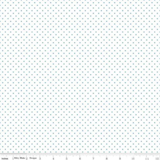 A fat quarter bundle of quilt fabric featuring a geometric pattern in various shades of blue.
Photo by RileyBlakeDesigns.com [additional_image_link]