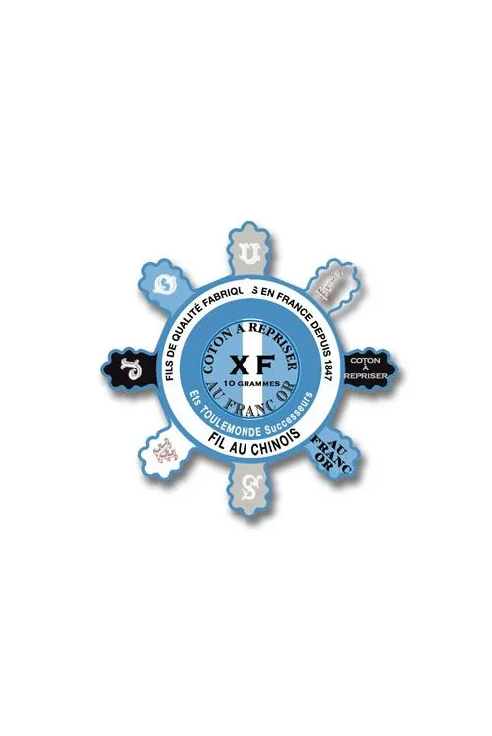 A circular and star-shaped thread card featuring French text for cotton yarn, including 'XF', 'Coton a Refraichir', '10 Grammes', and 'Fil au Chinois', in light blue, white, and black on a plain white background.