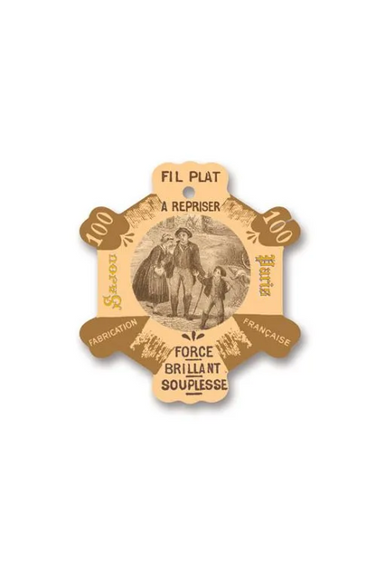 A vintage French thread card for the 100th Infantry Regiment, featuring a central illustration of soldiers and text including 'FIL PLAT A REPRISER' and 'FORCE BRILLANT SOUPLESSE', displayed on a white background.
Photo by Sajou.fr [additional_image_link]