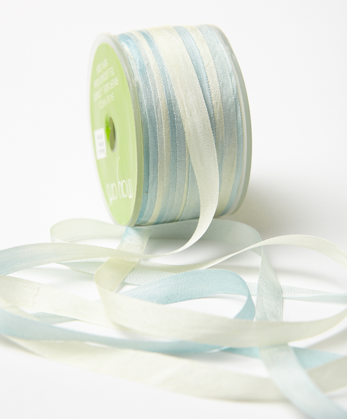 Variegated silk ribbon white to light blue.
Photo by MayArts.com [additional_image_link]