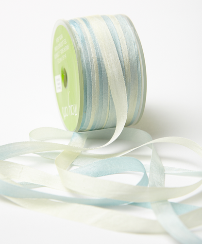 Variegated silk ribbon white to light blue.
Photo by MayArts.com [additional_image_link]