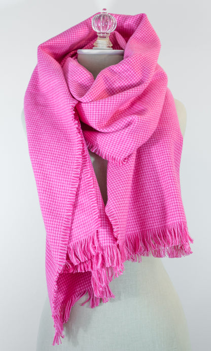 Bubblegum Pink Houndstooth Flannel Blanket Scarf: 23" x 72" Shawl with Kilt Pin